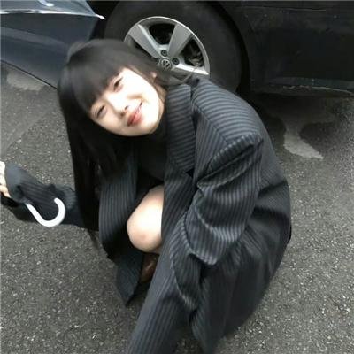 纸板屋女孩